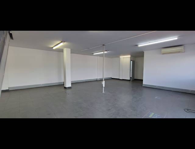 1,083M² WAREHOUSE TO LET IN SAMRAND BUSINESS PARK